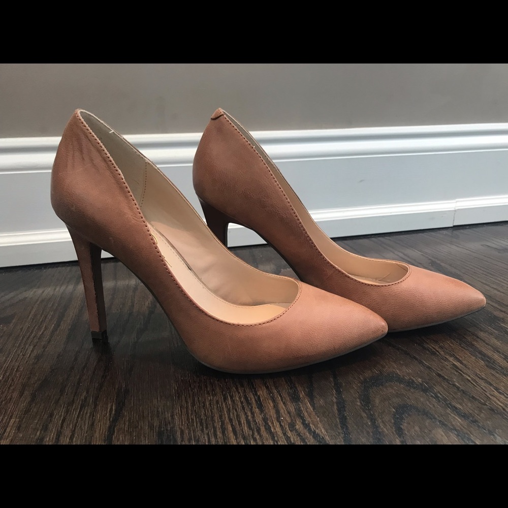Jessica Simpson Nude Heels
